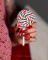 ceglasta_czerwien_lakier_hybrydowy_2.webp