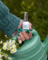 Lakier_hybrydowy_Trench_Coat_nasycona_butelkowa_zieleń_kolekcja_Autumn_Society_Saute_Nails.webp
